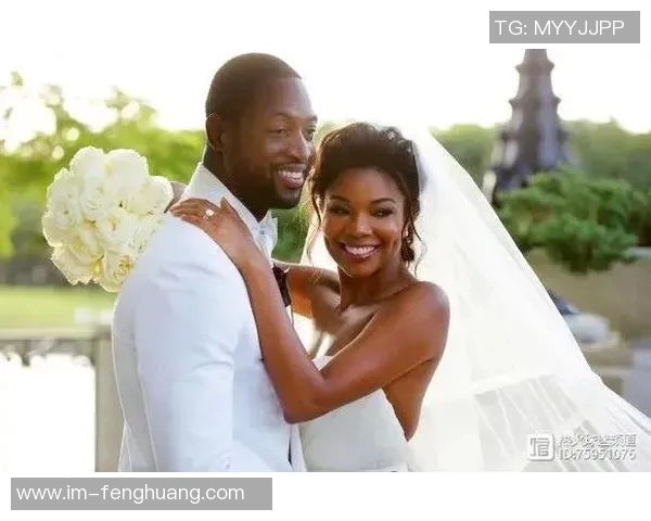 尤尼恩调侃韦德体型太大飞机卫生间无法容纳的趣事