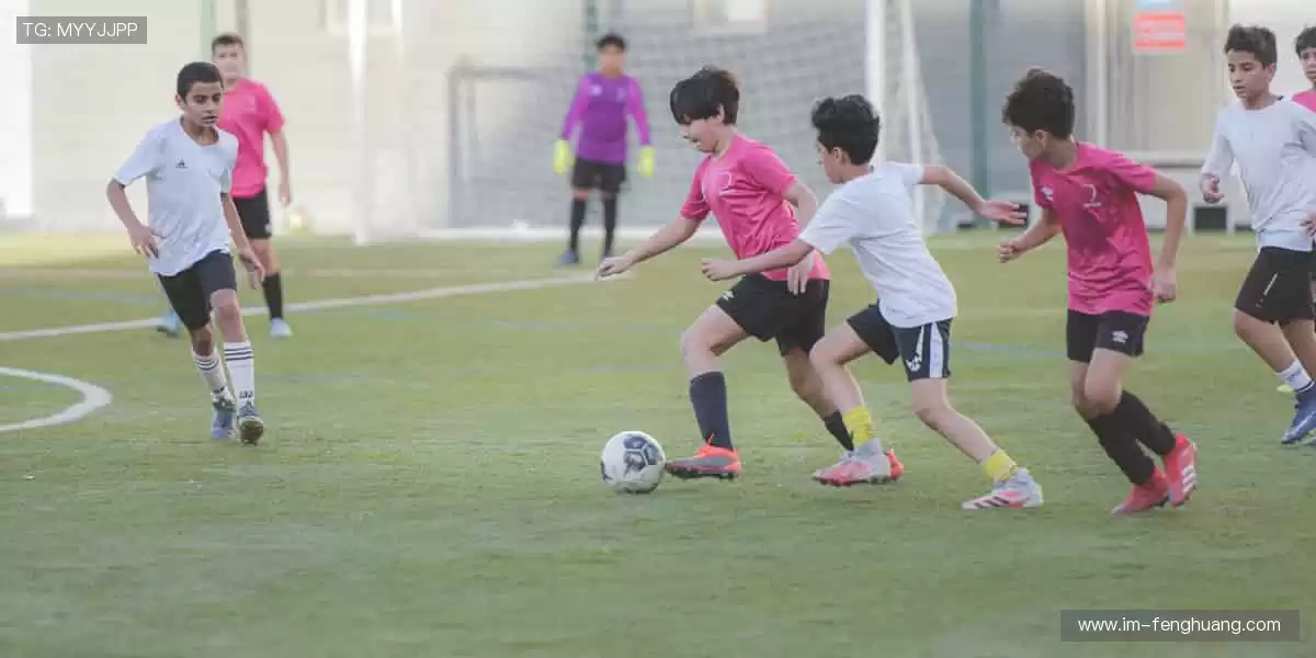 个性周边，彰显态度！👕💥